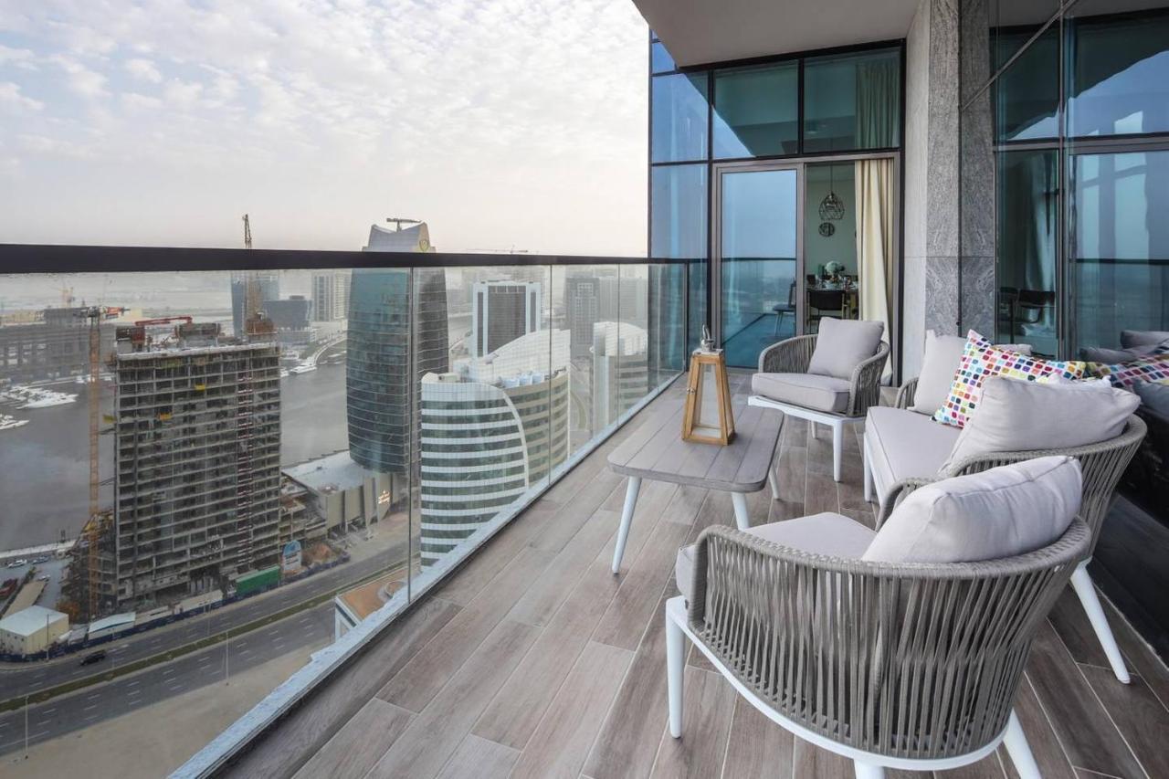 Frank Porter - Mada Residences Dubai Exterior foto